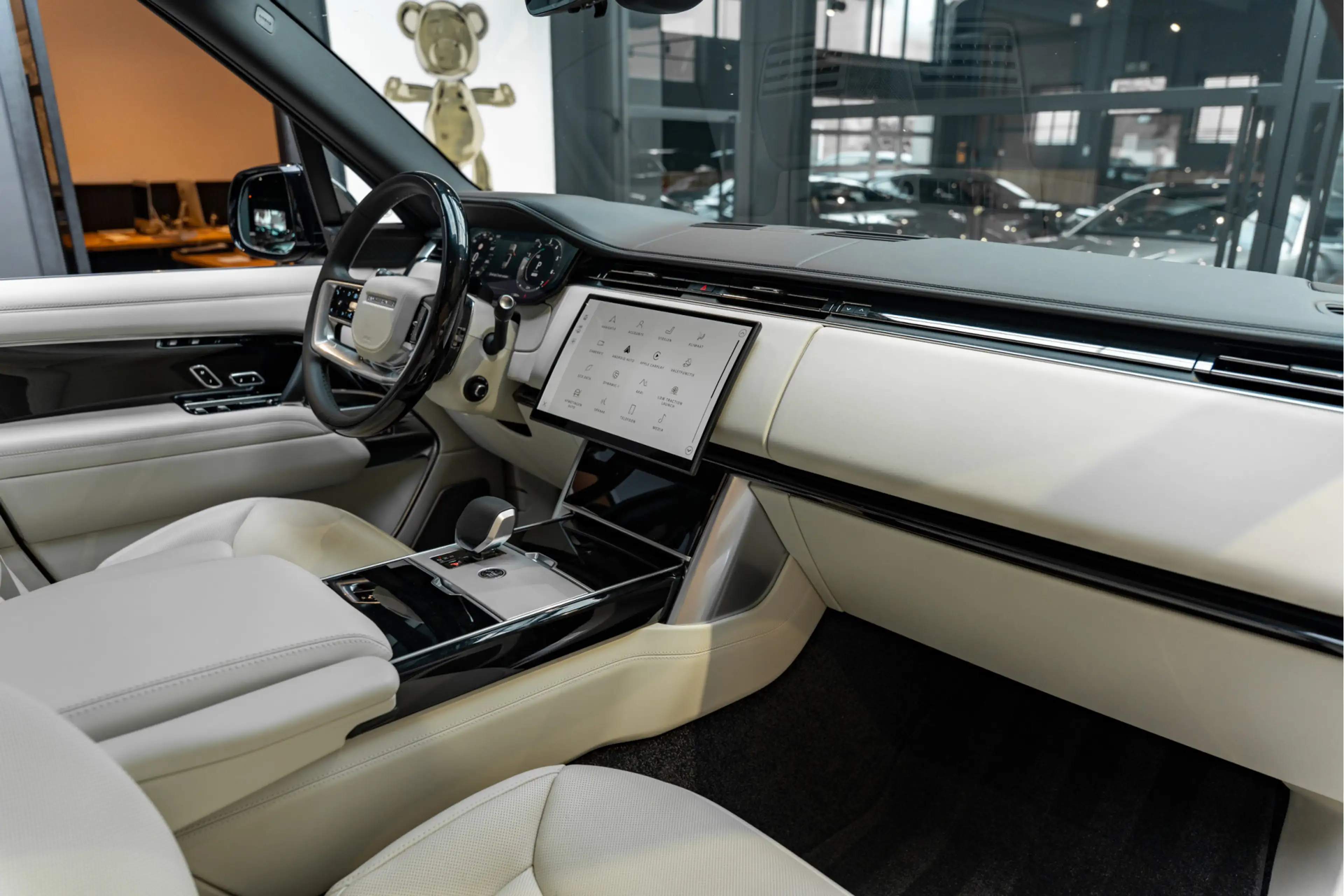 Land Rover Range Rover P460e LWB Autobiography 3.0 P460e LWB Autobiograph — photo 8