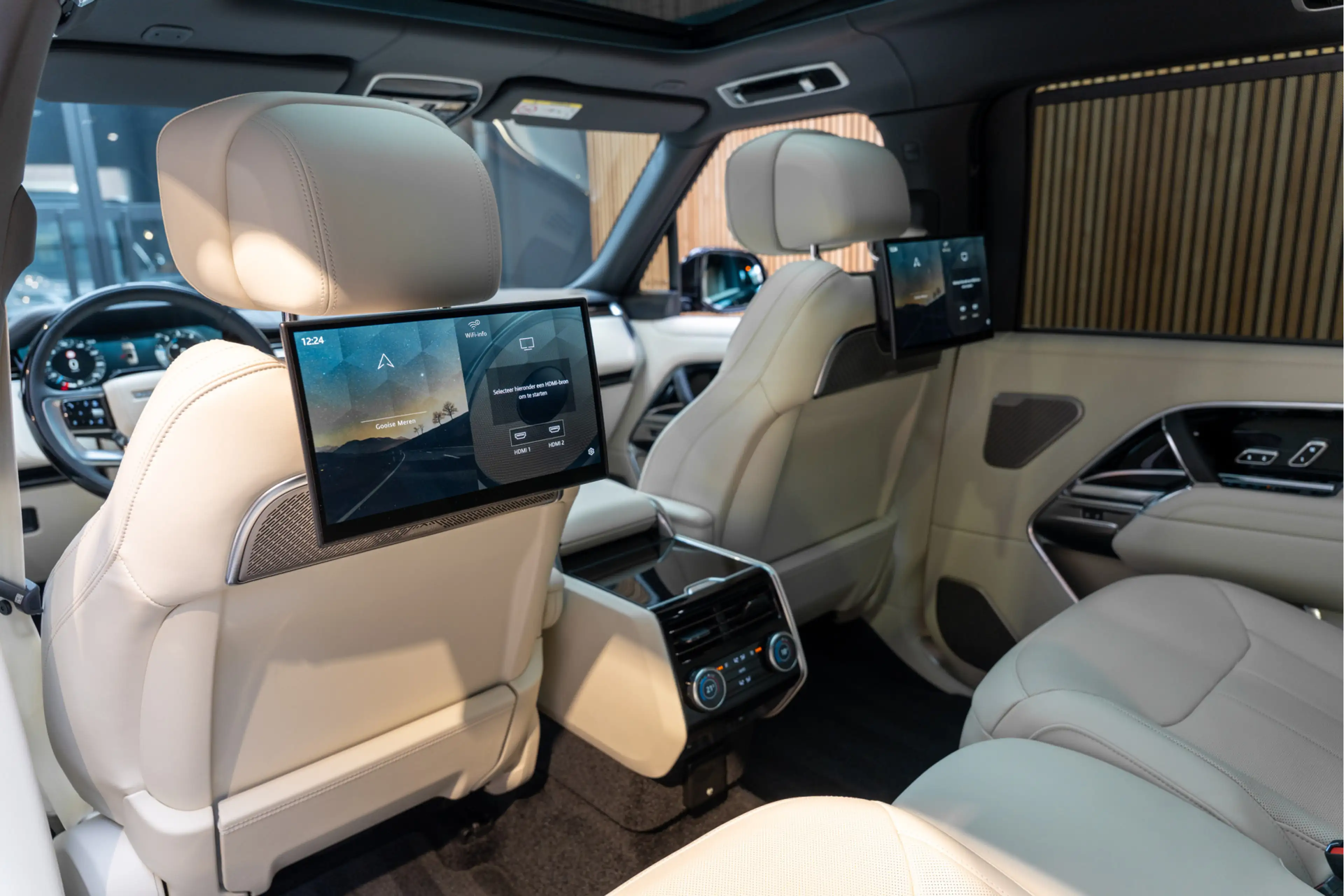 Land Rover Range Rover P460e LWB Autobiography 3.0 P460e LWB Autobiograph — photo 44