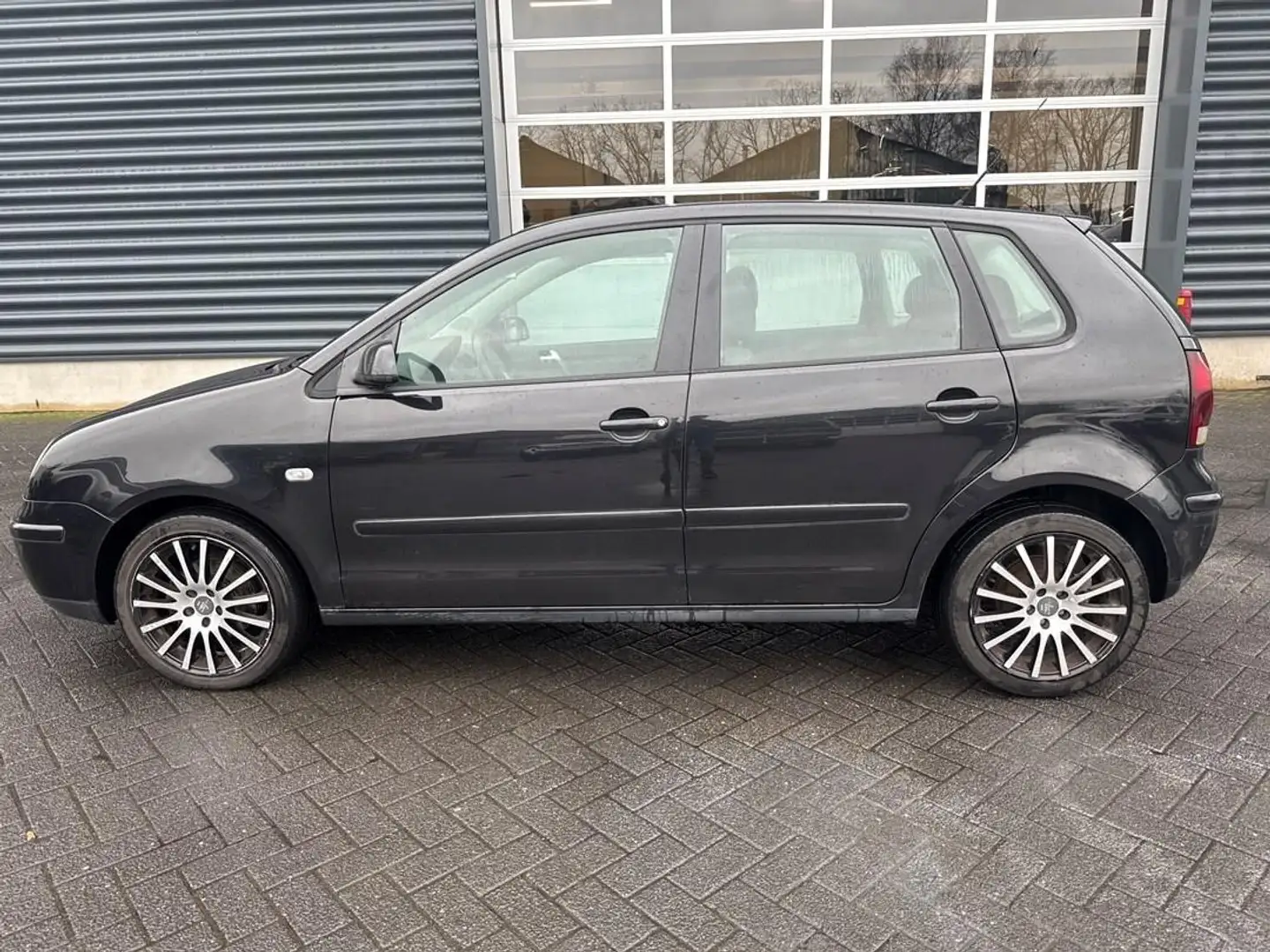 Volkswagen Polo 1.2-12V Atlantic Zwart - 2