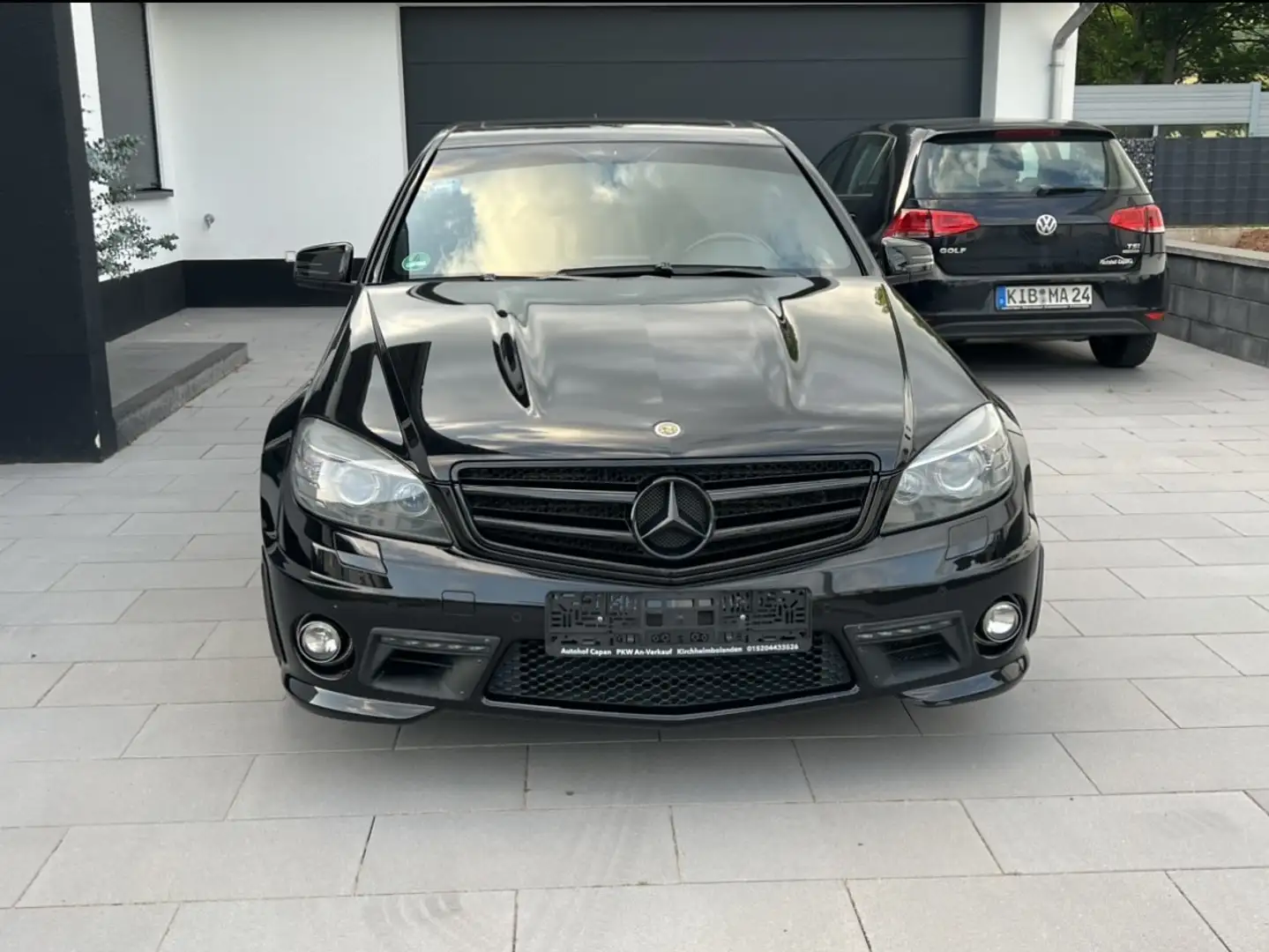Mercedes-Benz C 63 AMG C 63 AMG/Deutsch/Gepflegt/Kamera/Navi/PDC/2.hand Schwarz - 2