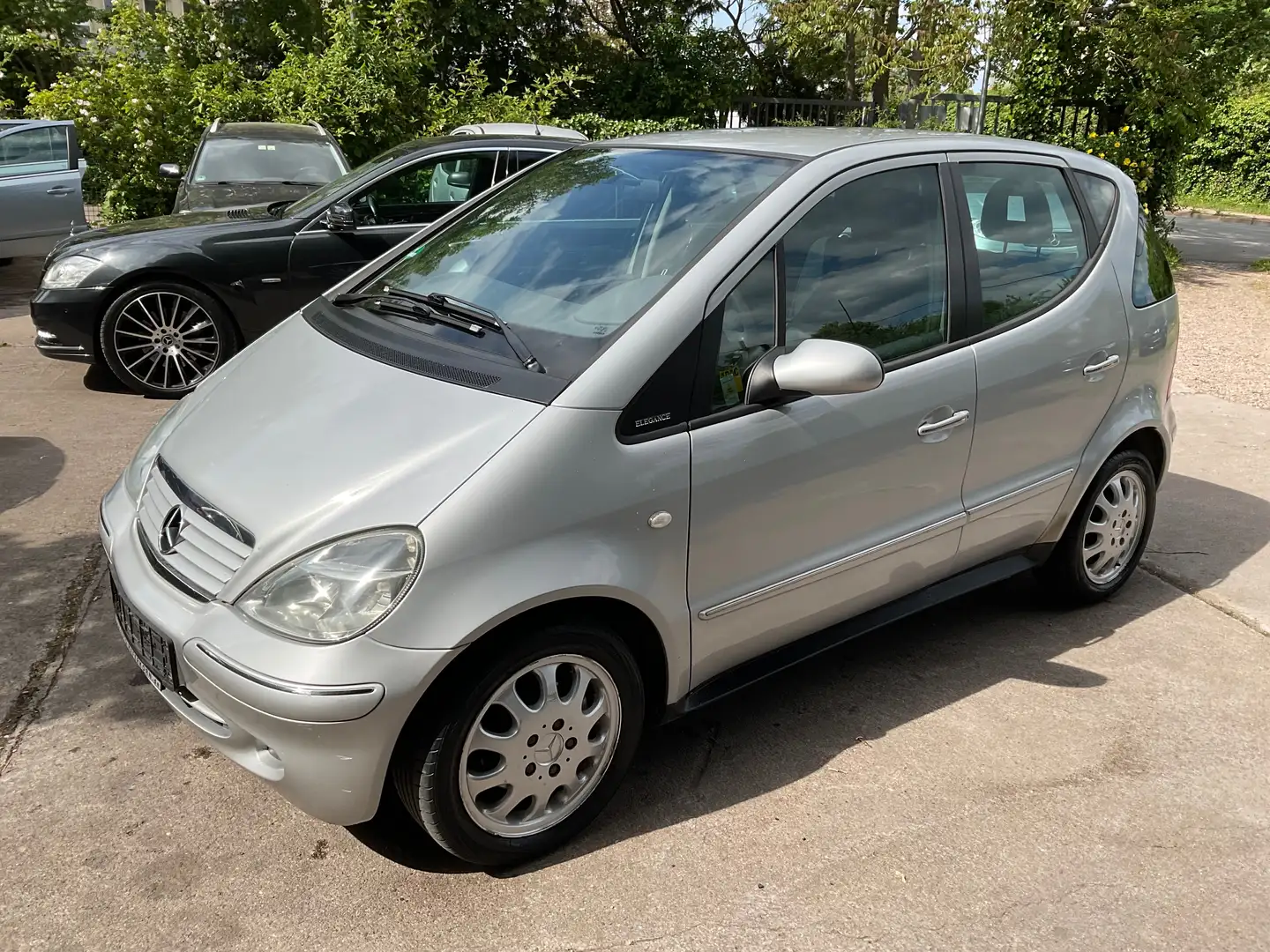 Mercedes-Benz A 140 Elegance Gris - 2