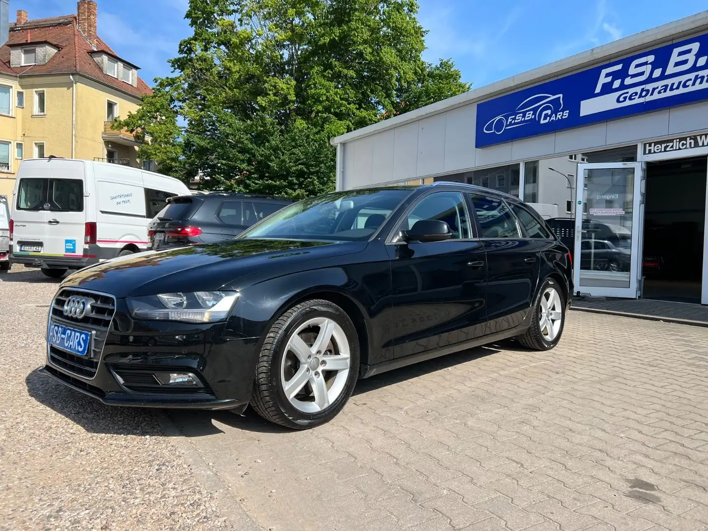 Audi A4 Avant Ambition Navi Automatik Schwarz - 2