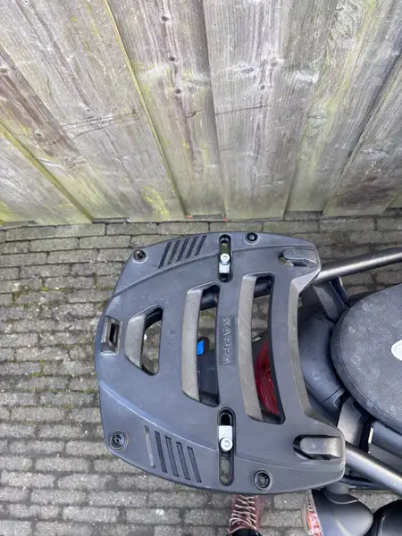 Suzuki Gladius 650 - foto 5