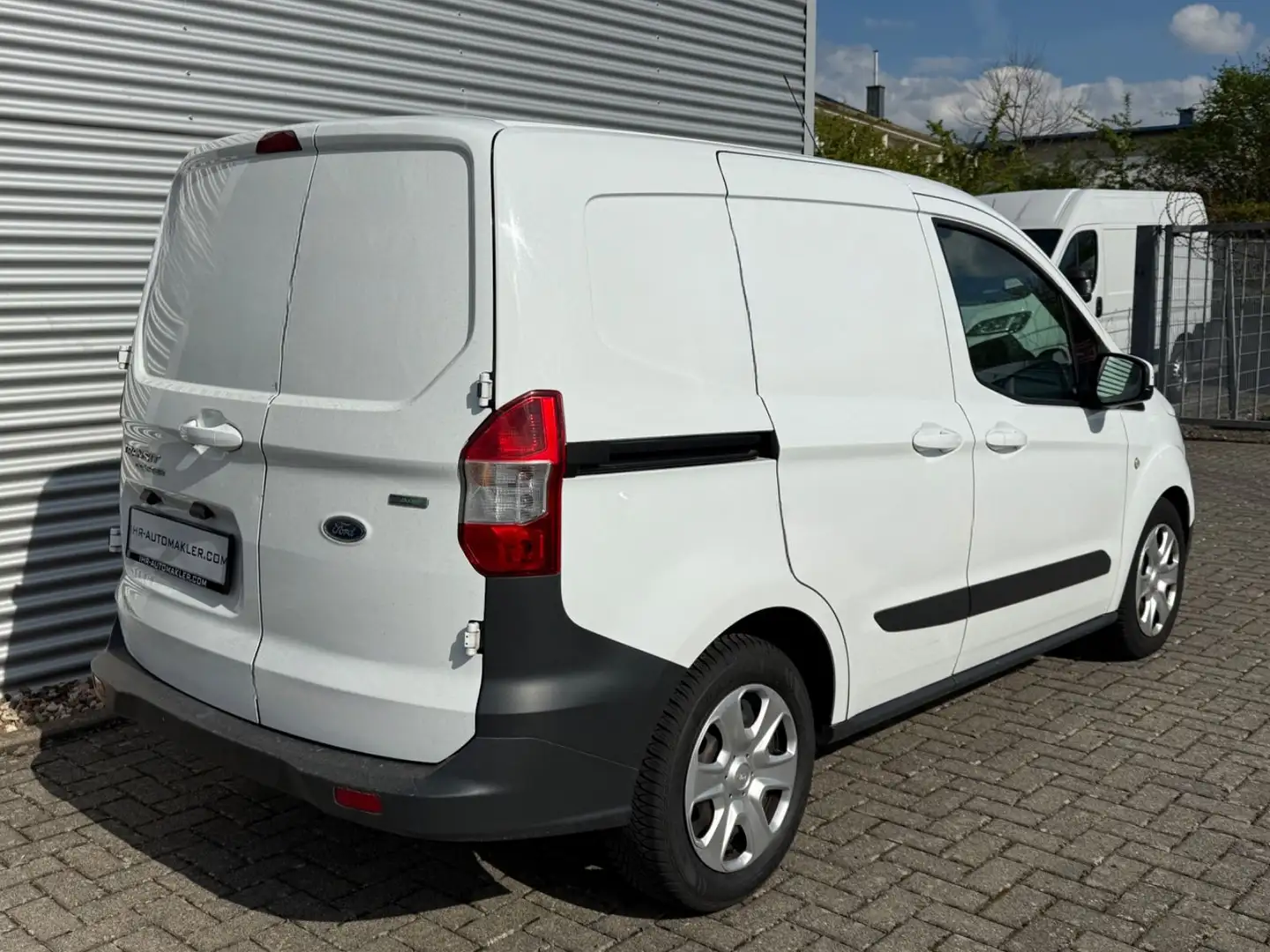 Ford Transit Courier Klima Sitzheizung BT Weiß - 2