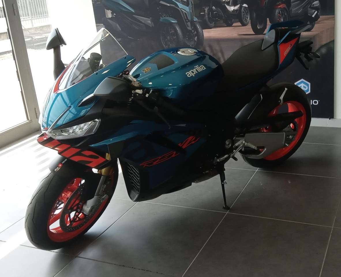 Aprilia RSV4 V4  euro 5+