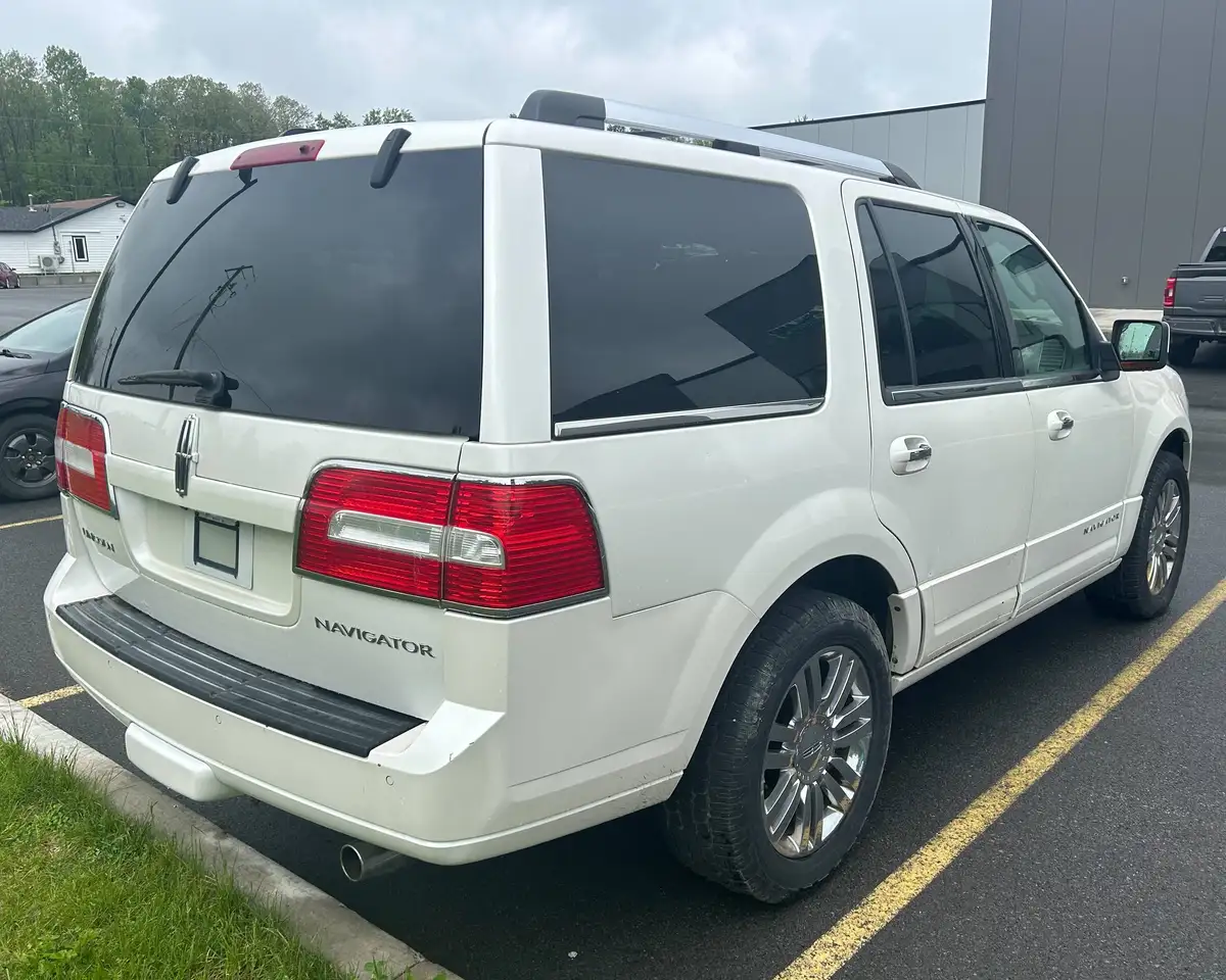 Lincoln Navigator снимка Lincoln Navigator
