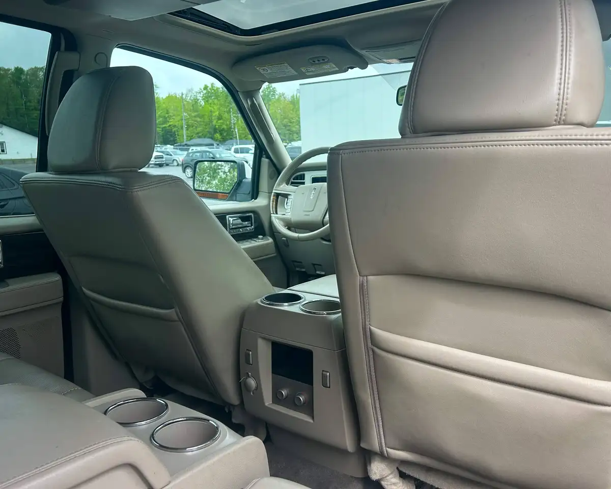 Lincoln Navigator снимка Lincoln Navigator