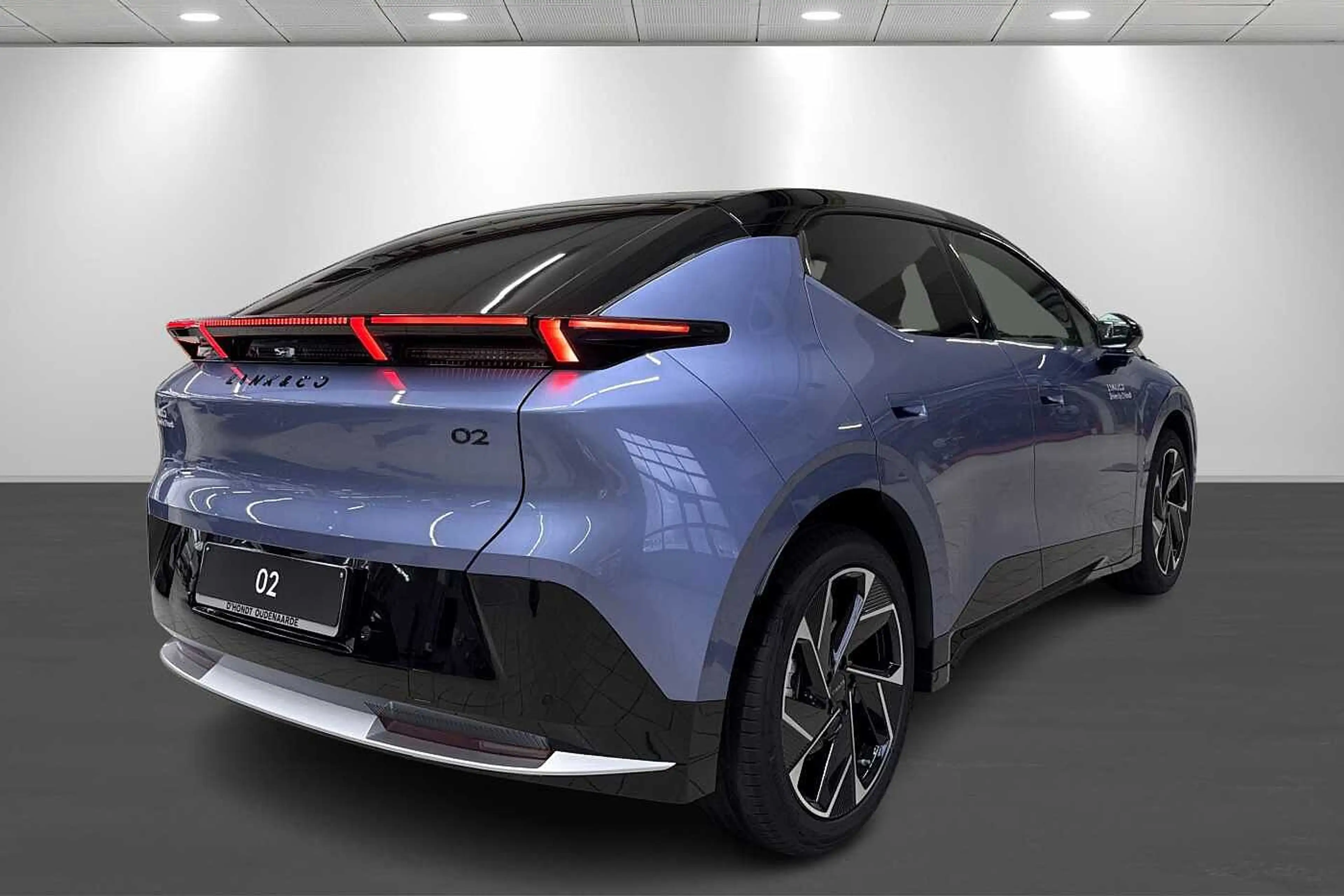 Lynk & Co 02 66 kWh More - DEMO — photo 3