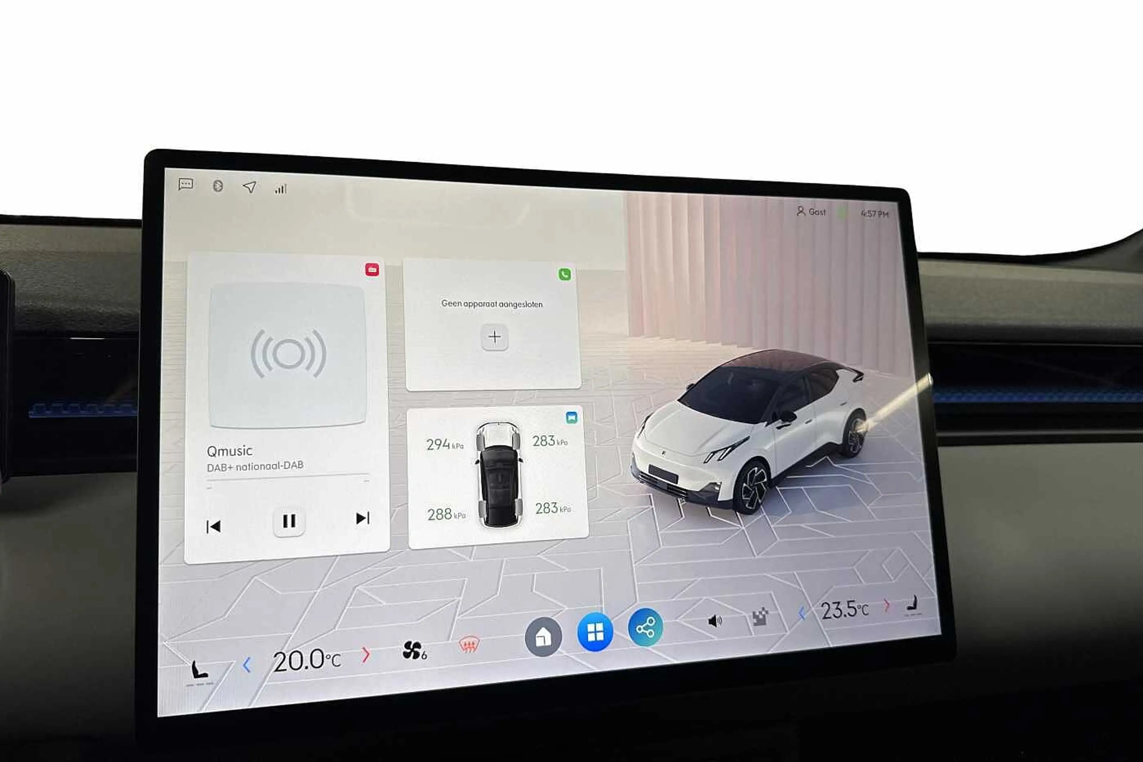 Lynk & Co 02 66 kWh More - DEMO — photo 9