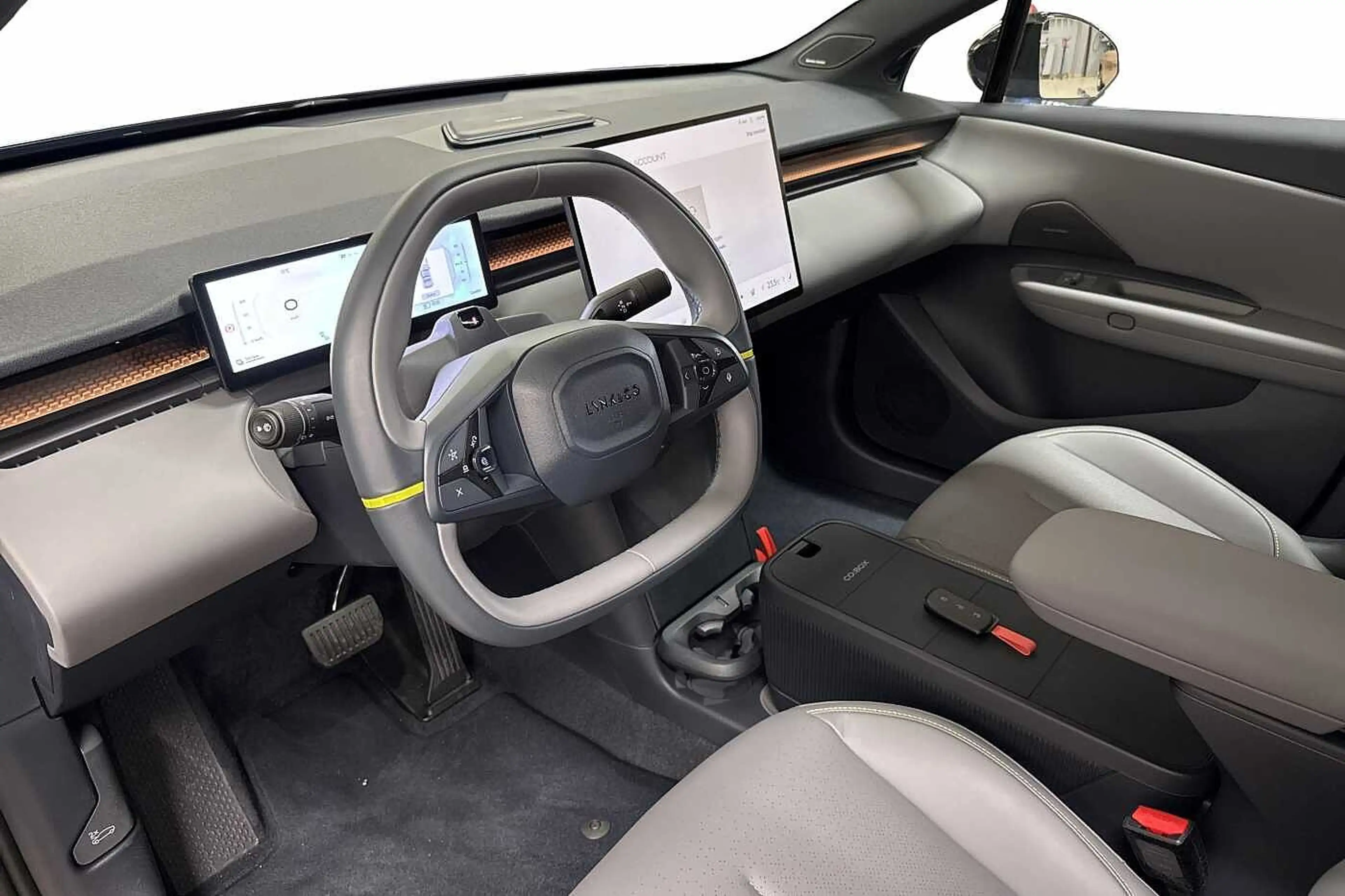 Lynk & Co 02 66 kWh More - DEMO — photo 5