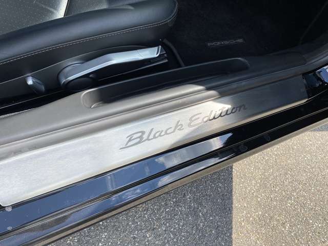 Porsche 997 911 Carrera Coupé 3.6i 345 Black Edition PDK