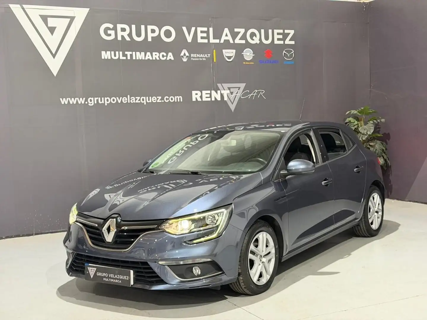 Renault Megane 1.5 dCi 90cv Limited Energy Burdeos - 1