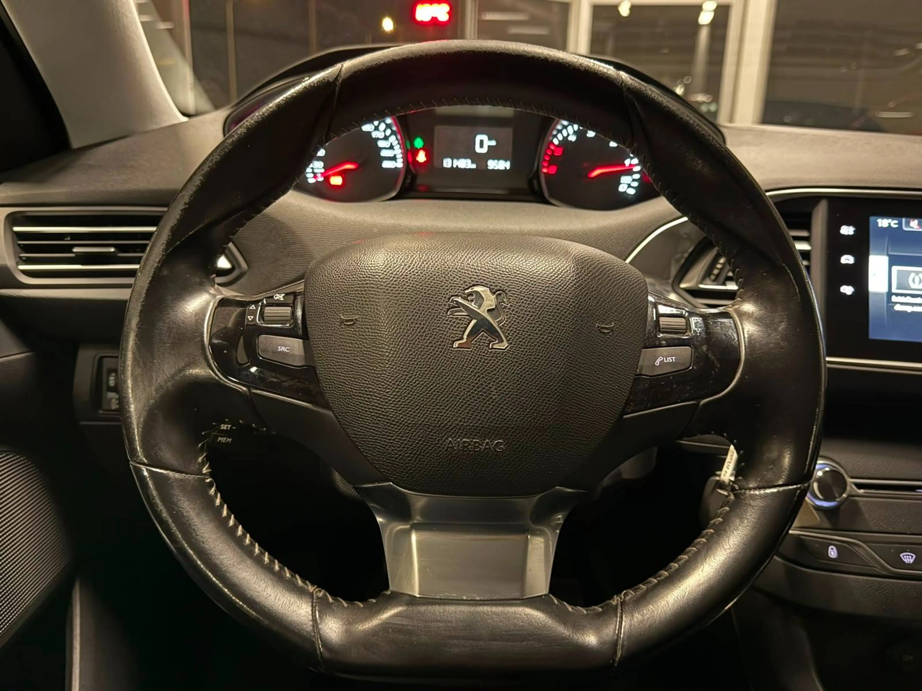 Peugeot 308 308 SW 1.6 HDi Access — photo 7