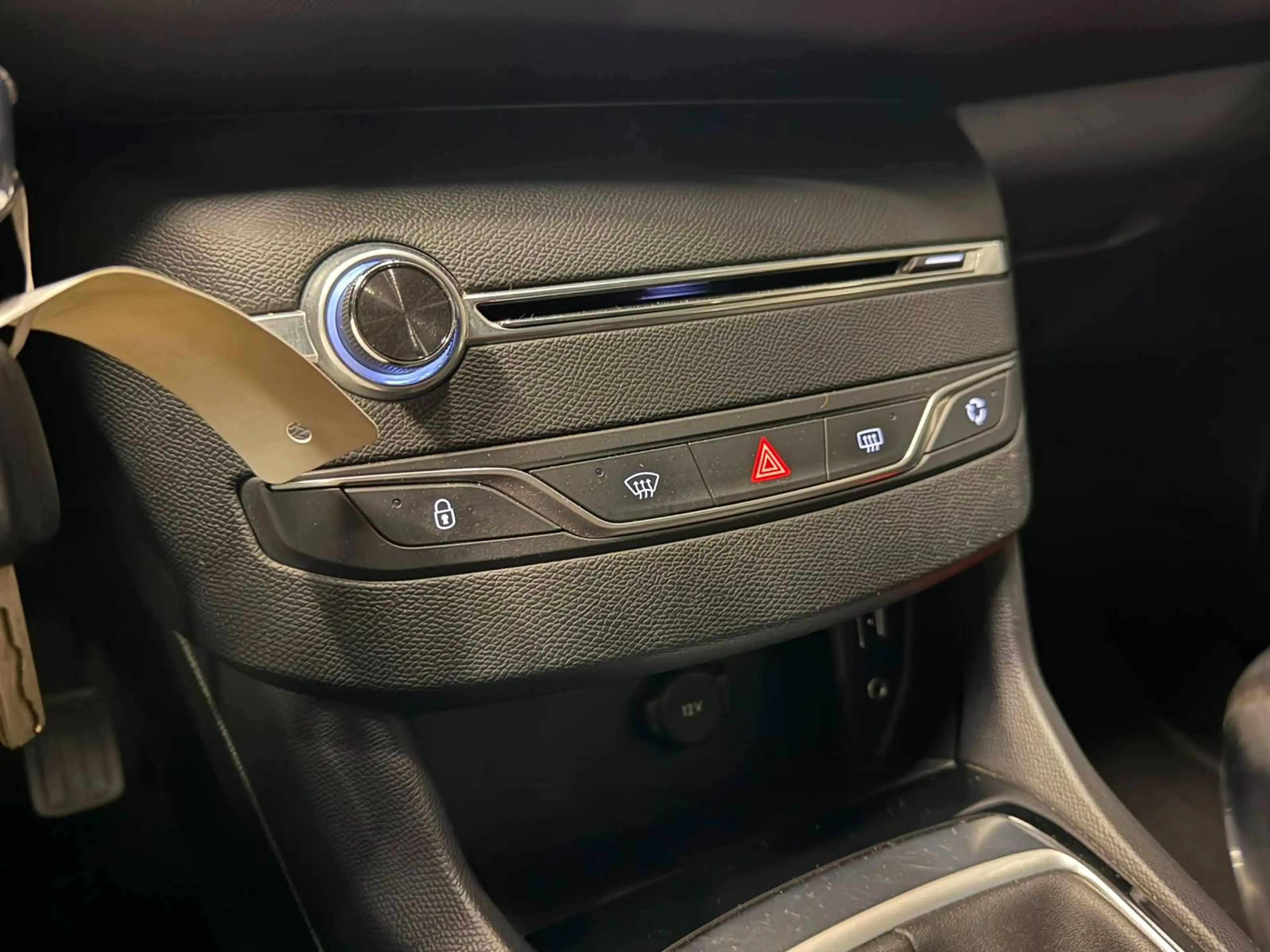 Peugeot 308 308 SW 1.6 HDi Access — photo 13
