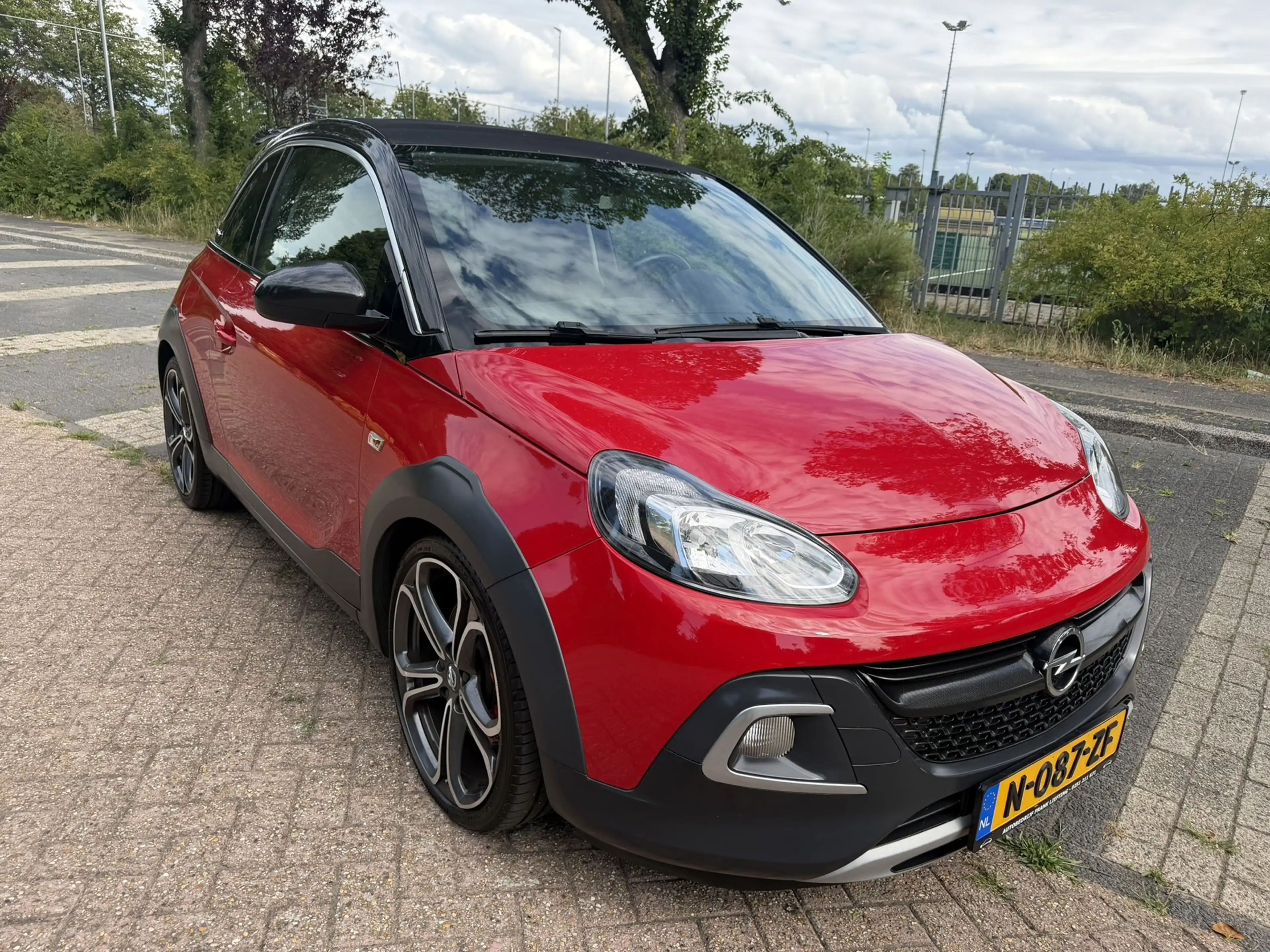 Opel Adam 1.4 Turbo Rocks S — photo 13