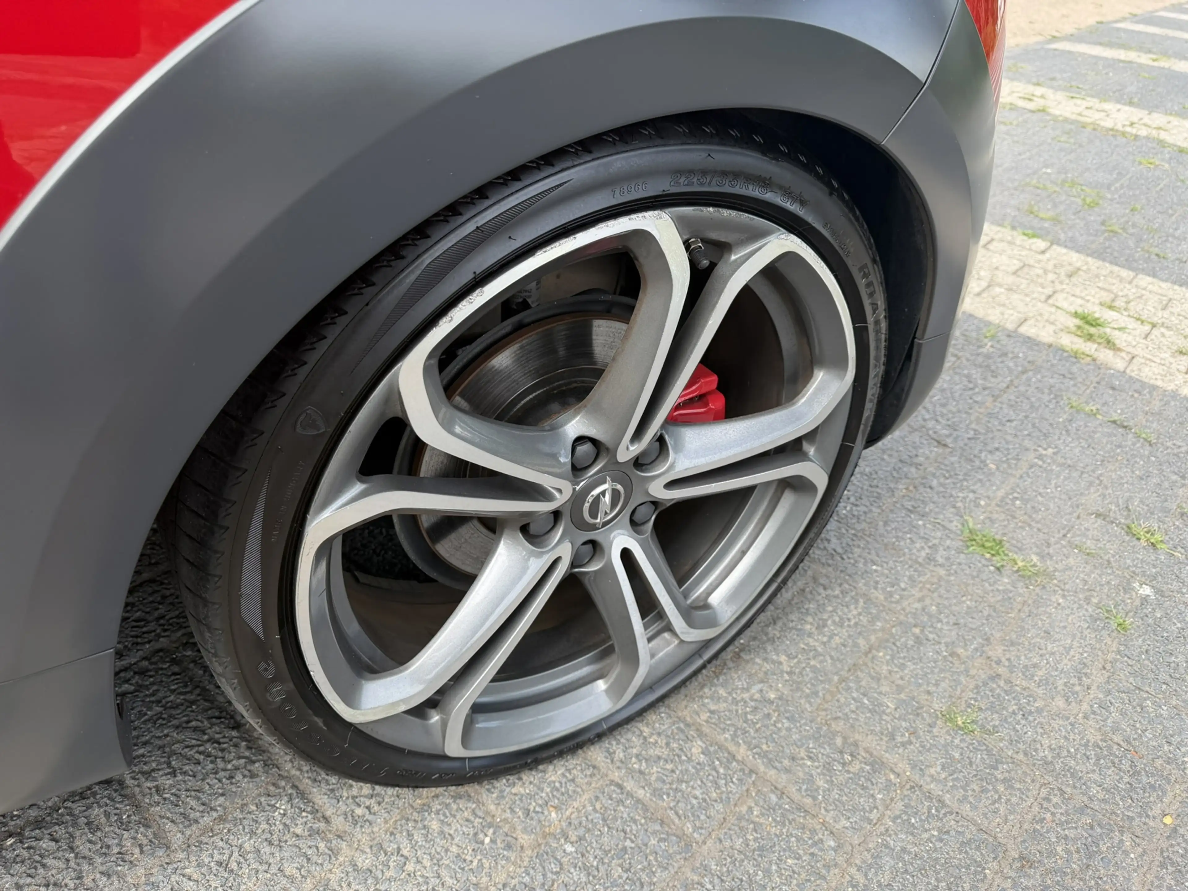 Opel Adam 1.4 Turbo Rocks S — photo 8
