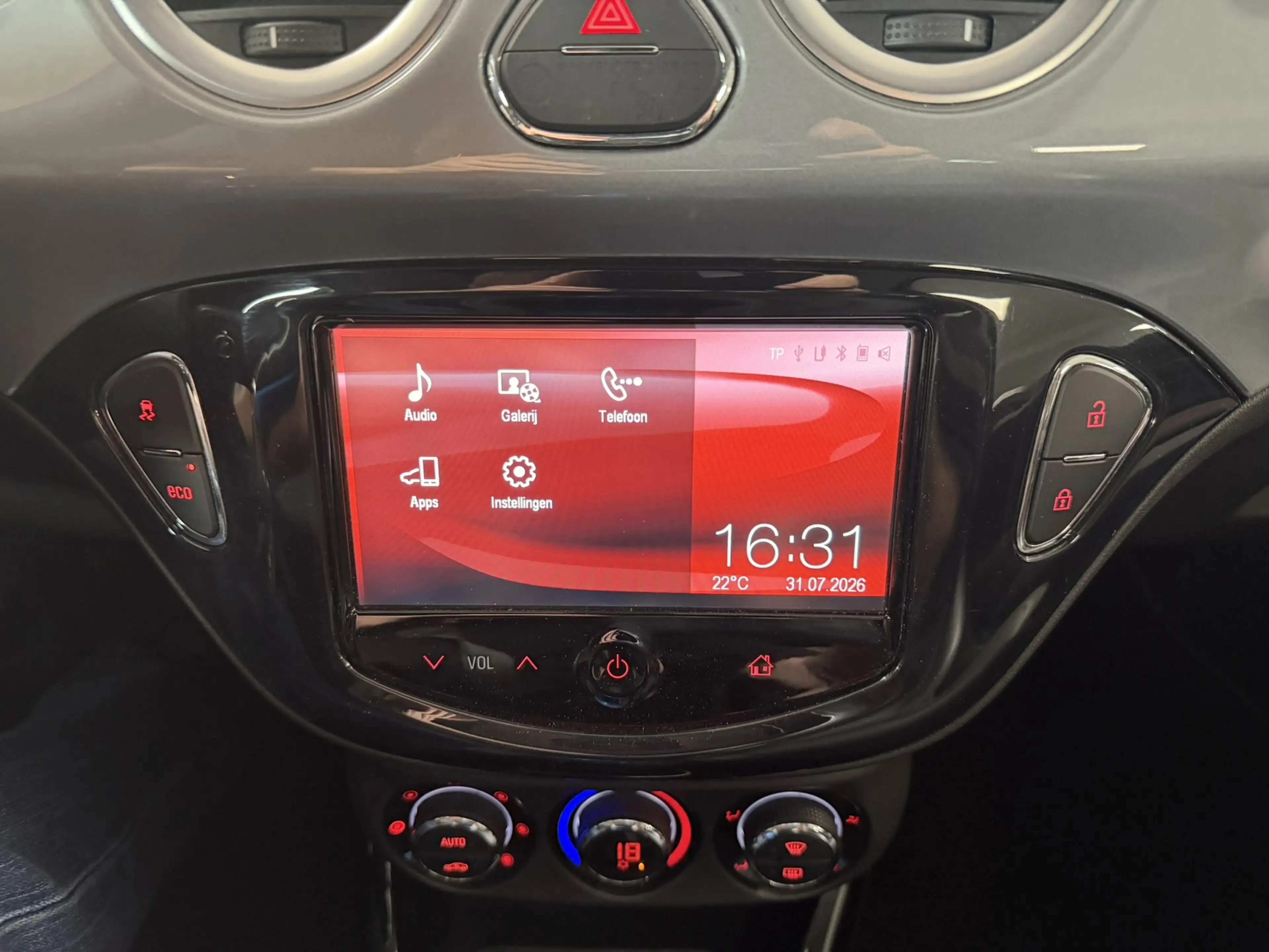 Opel Adam 1.4 Turbo Rocks S — photo 10