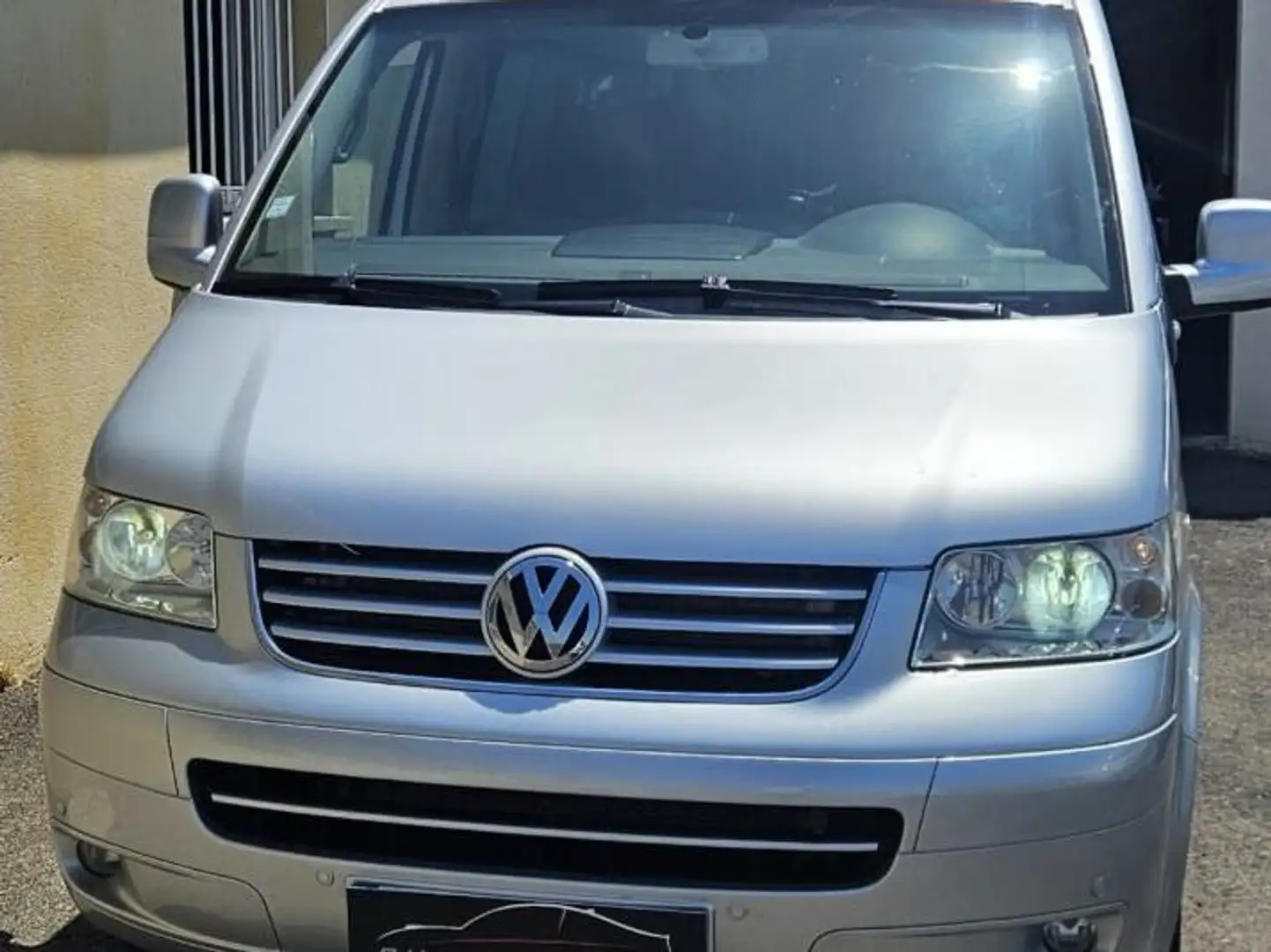 Volkswagen T5 Multivan Multivan 3.2 235 Carat Tiptronic (7pl) Gris - 2
