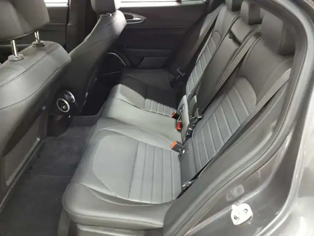 Alfa Romeo Giulia view 13