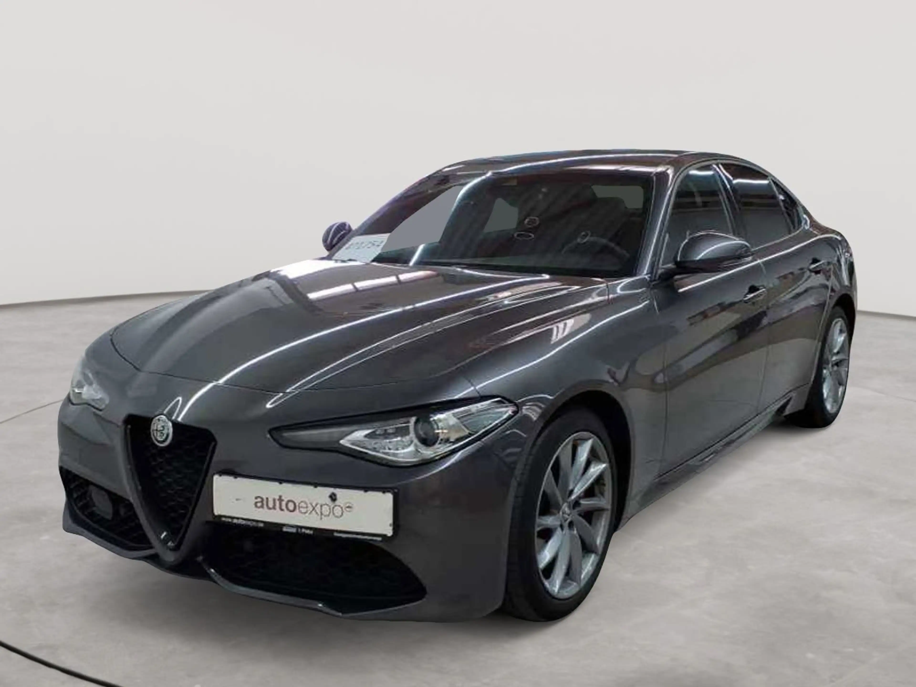 Alfa Romeo Giulia Giulia 2.2 Diesel AT8 Sprint Navi Xenon — photo 2