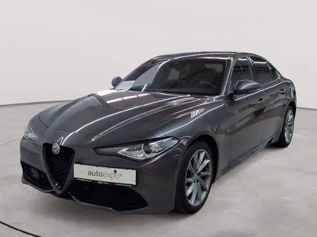 Alfa Romeo Giulia view 2