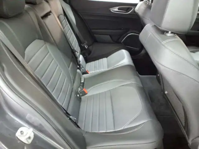 Alfa Romeo Giulia view 14