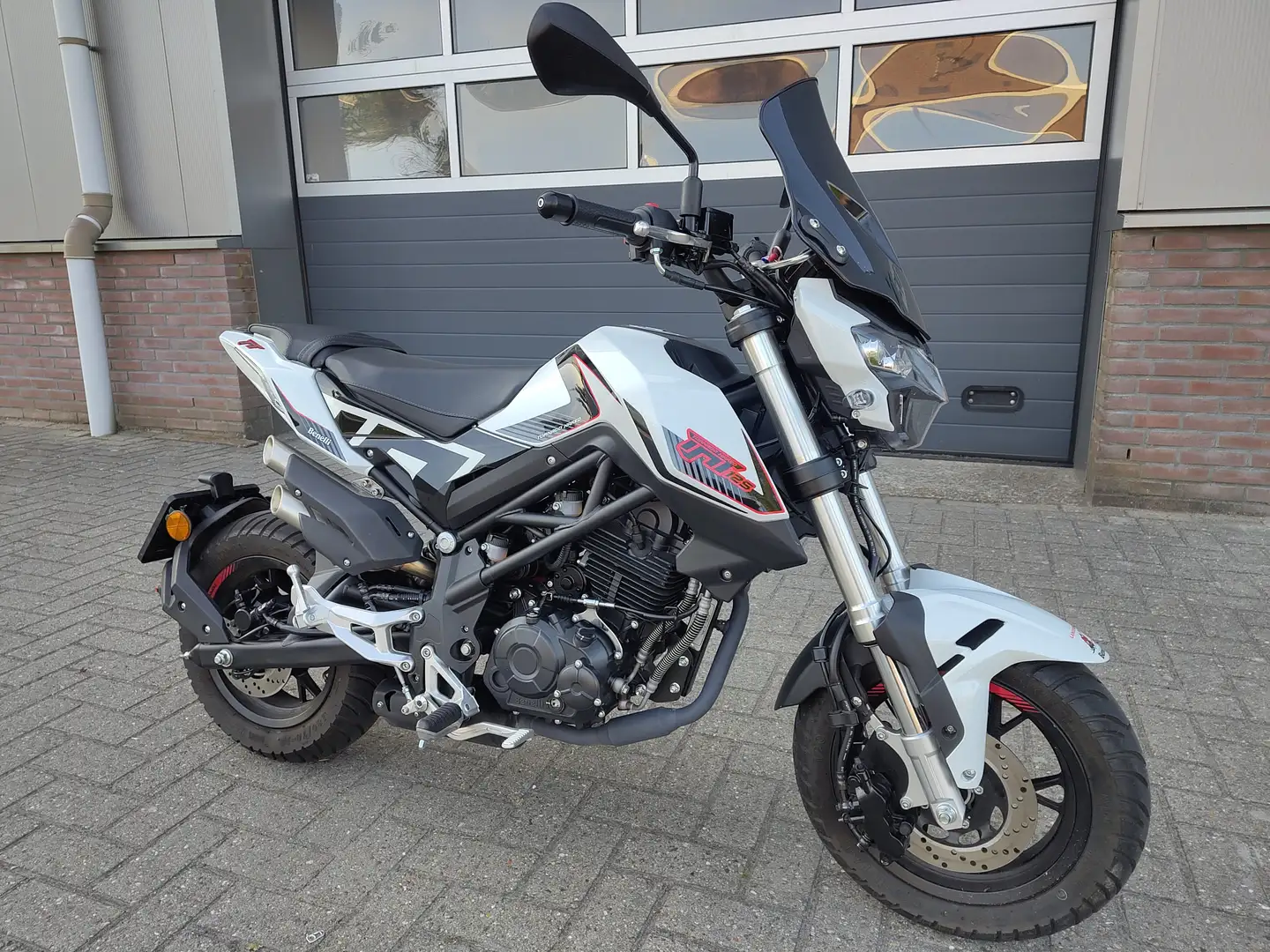 Benelli TNT 125 Tornado - 1