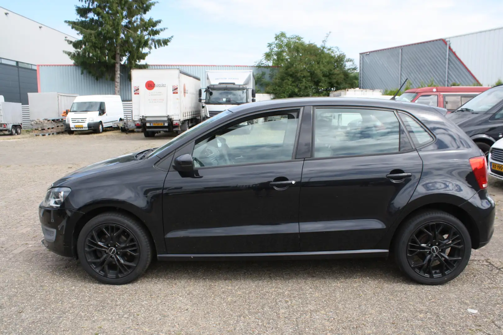 Volkswagen Polo 1.2-12V LEES TEKST - READ TEXT!!!! Comfortline - A Zwart - 2