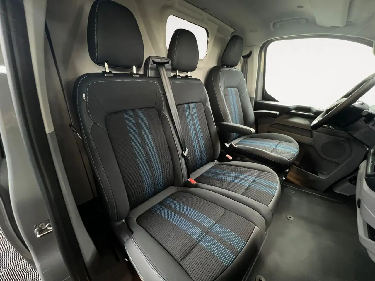 Ford Transit Custom 2026 — фото 15