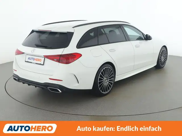 Mercedes-Benz C-Class view 6
