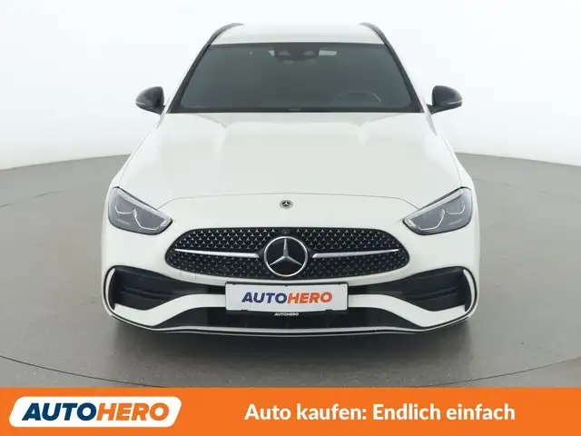 Mercedes-Benz C-Class view 9