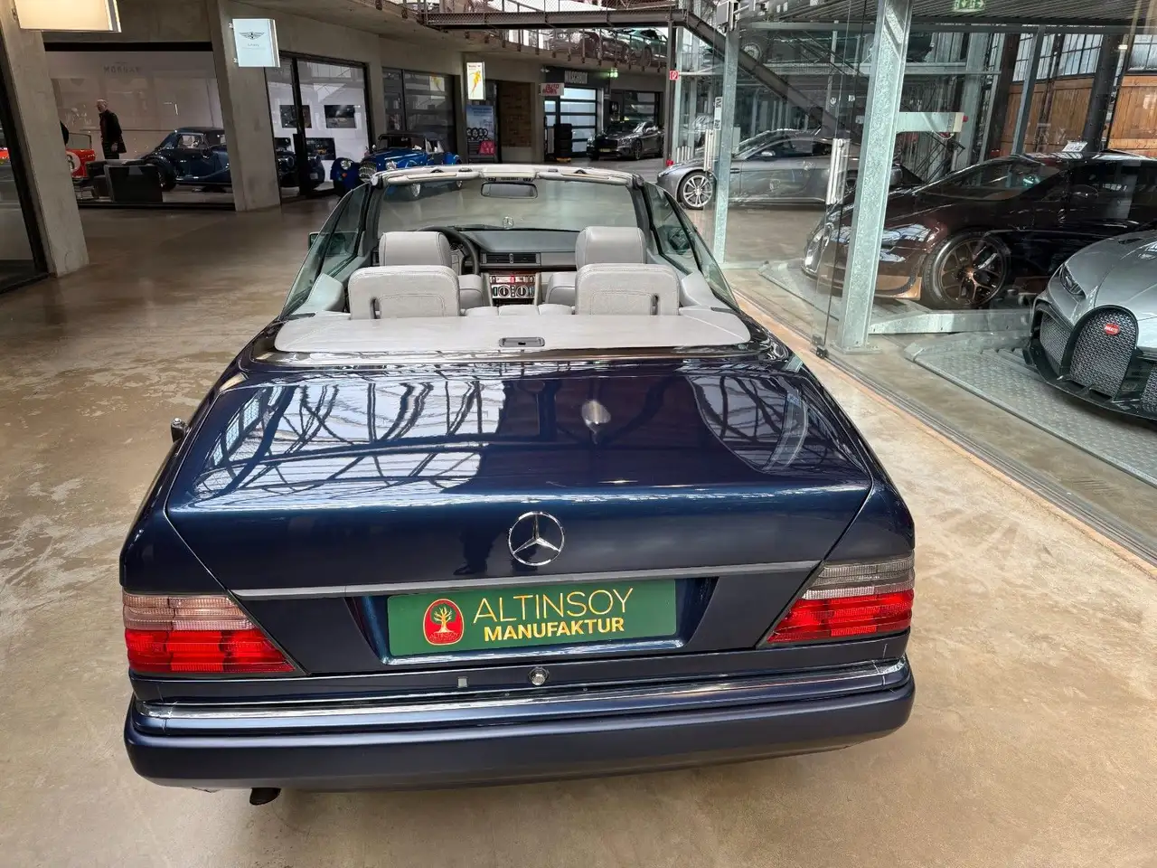 Mercedes-Benz 220 Cabrio, foto 3