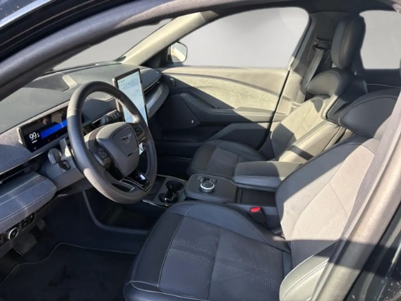 Ford Mustang Mach-E GT AWD Klima/ Leder/B&O Soundsystem/ Panoramadach, миниатюра 8