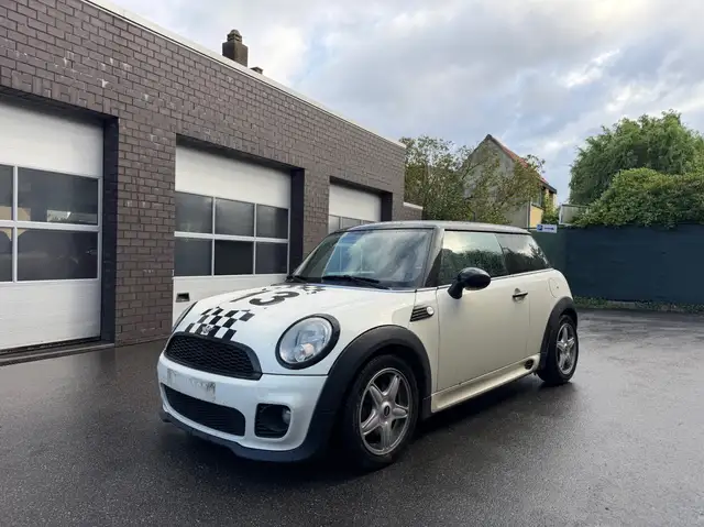 MINI Cooper D Mini 1.6 D Cooper DPF