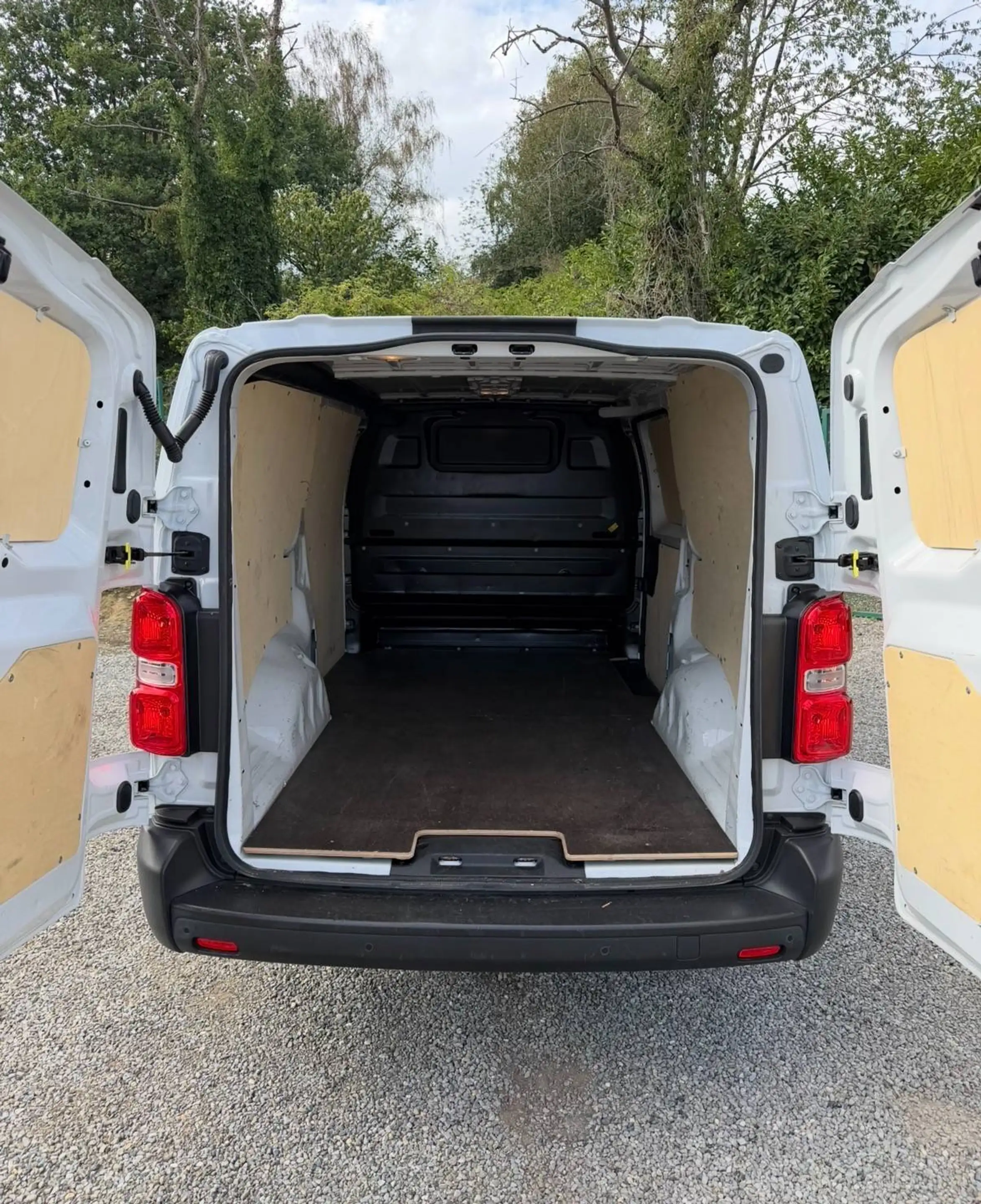 Citroen Jumpy 2.0//L3//144 Pk//Carplay//Camera//€15390 Ex Btw — photo 7