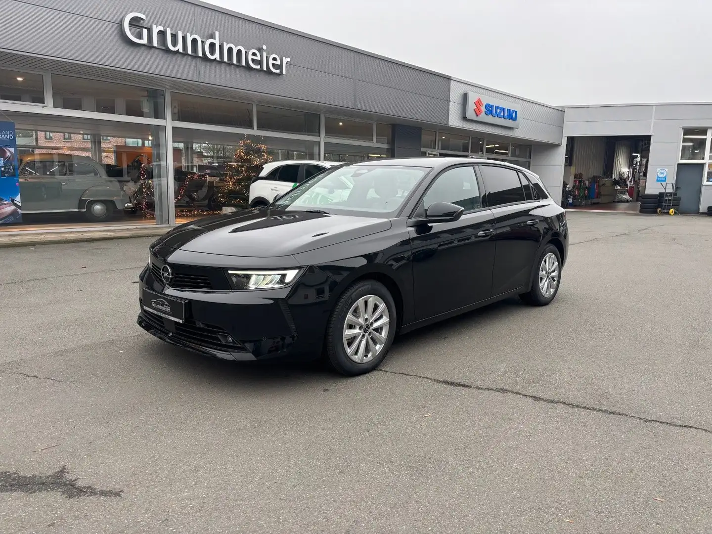Opel Astra L Limousine Enjoy /Kamera/PDC Schwarz - 2