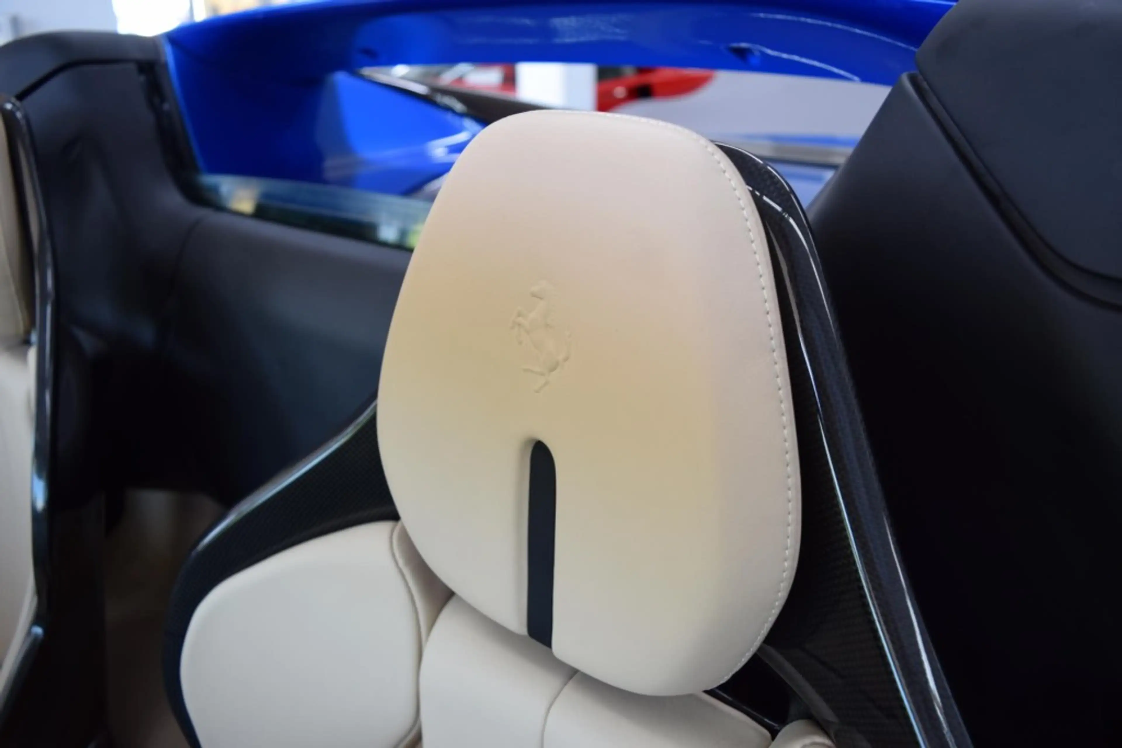 Ferrari 296 Full CARBON * ACC * AppleCarPlay * JBL — photo 10