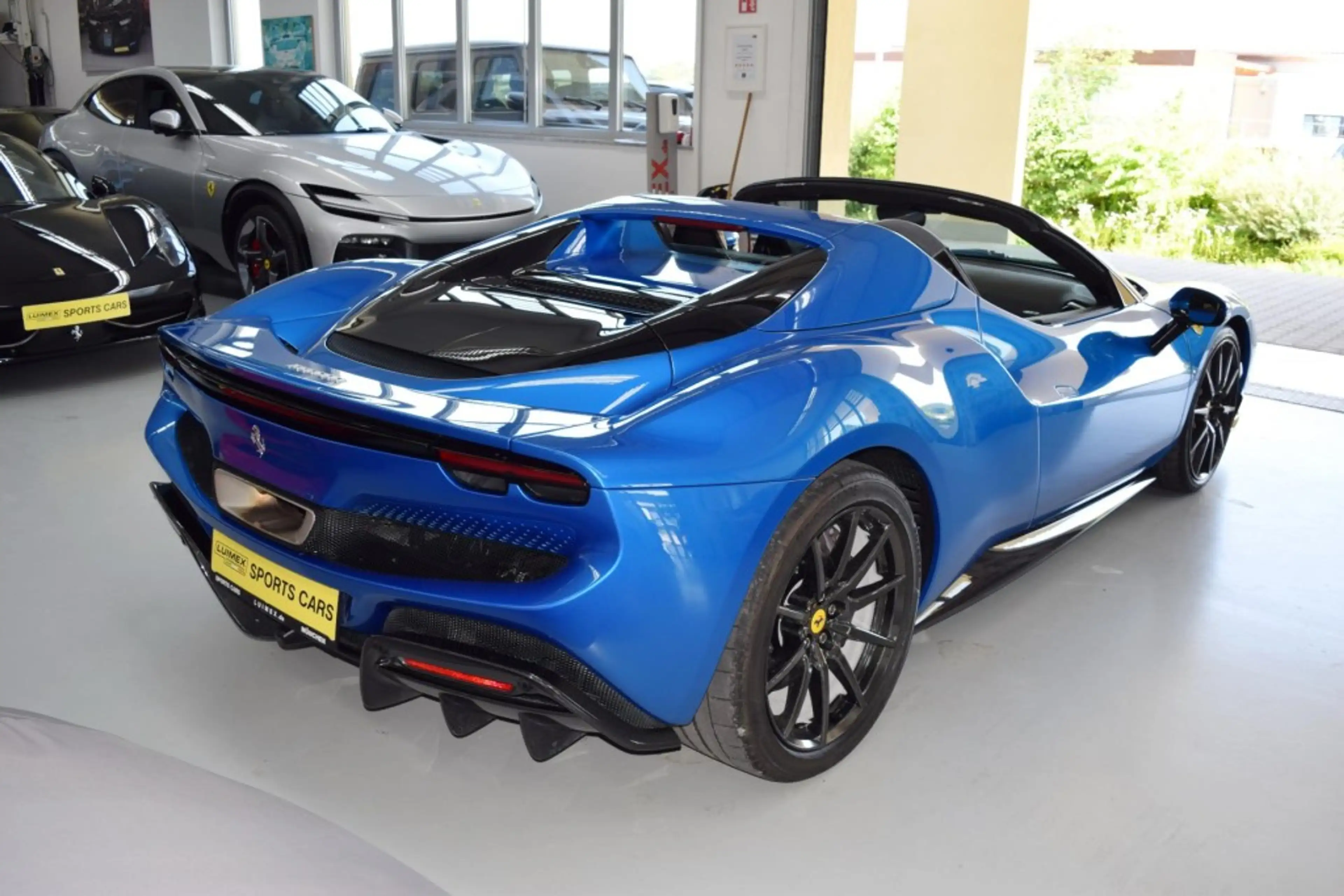 Ferrari 296 Full CARBON * ACC * AppleCarPlay * JBL — photo 3