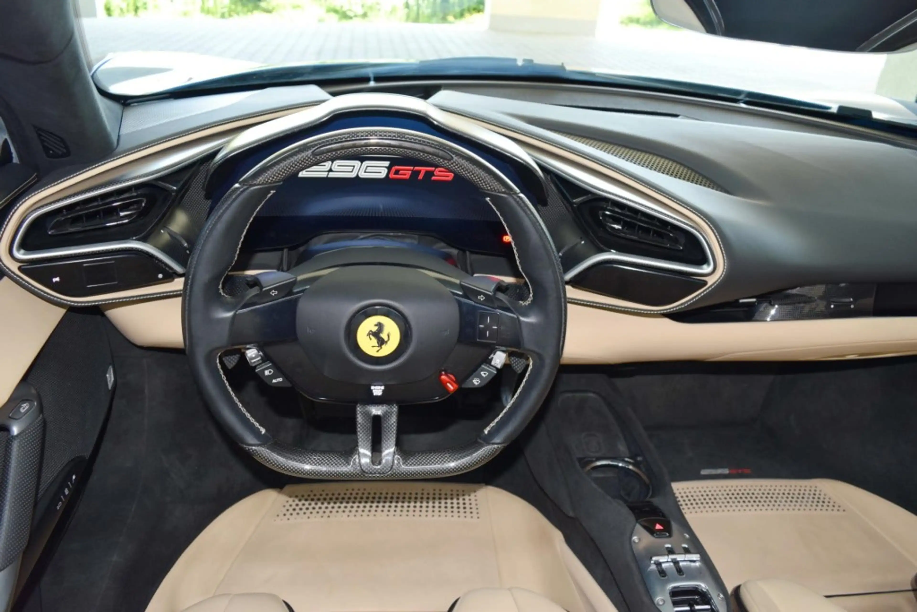 Ferrari 296 Full CARBON * ACC * AppleCarPlay * JBL — photo 8