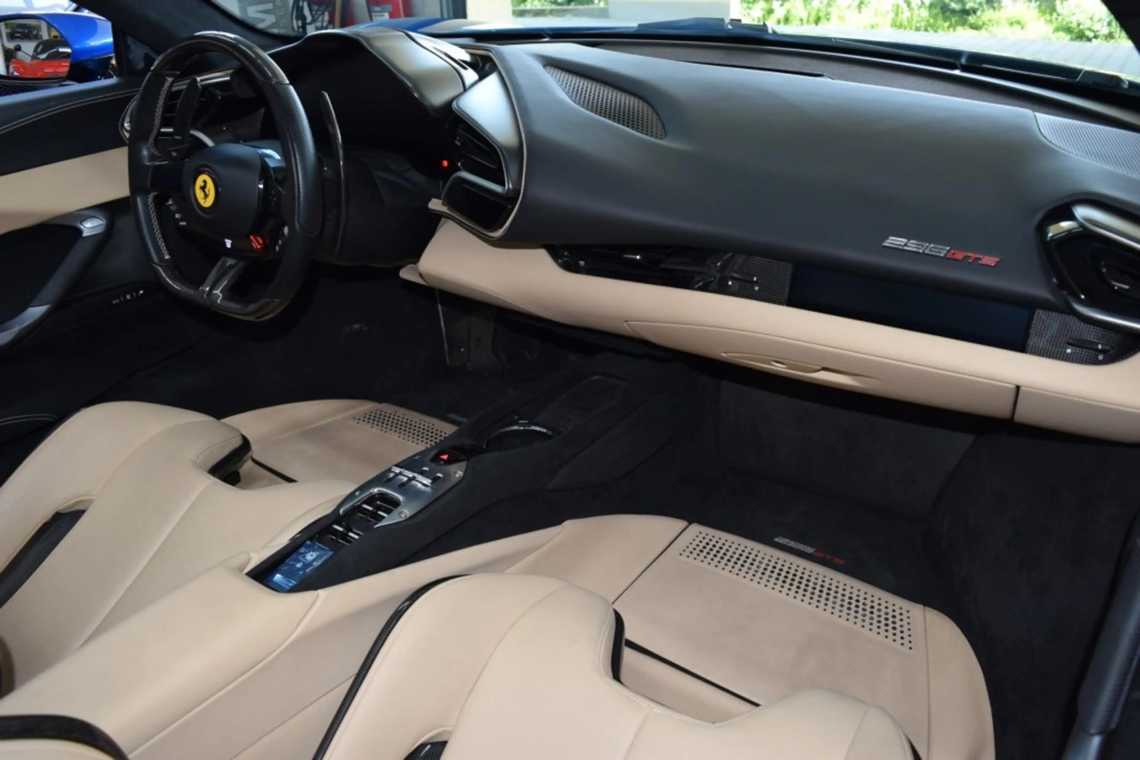 Ferrari 296 Full CARBON * ACC * AppleCarPlay * JBL — photo 9