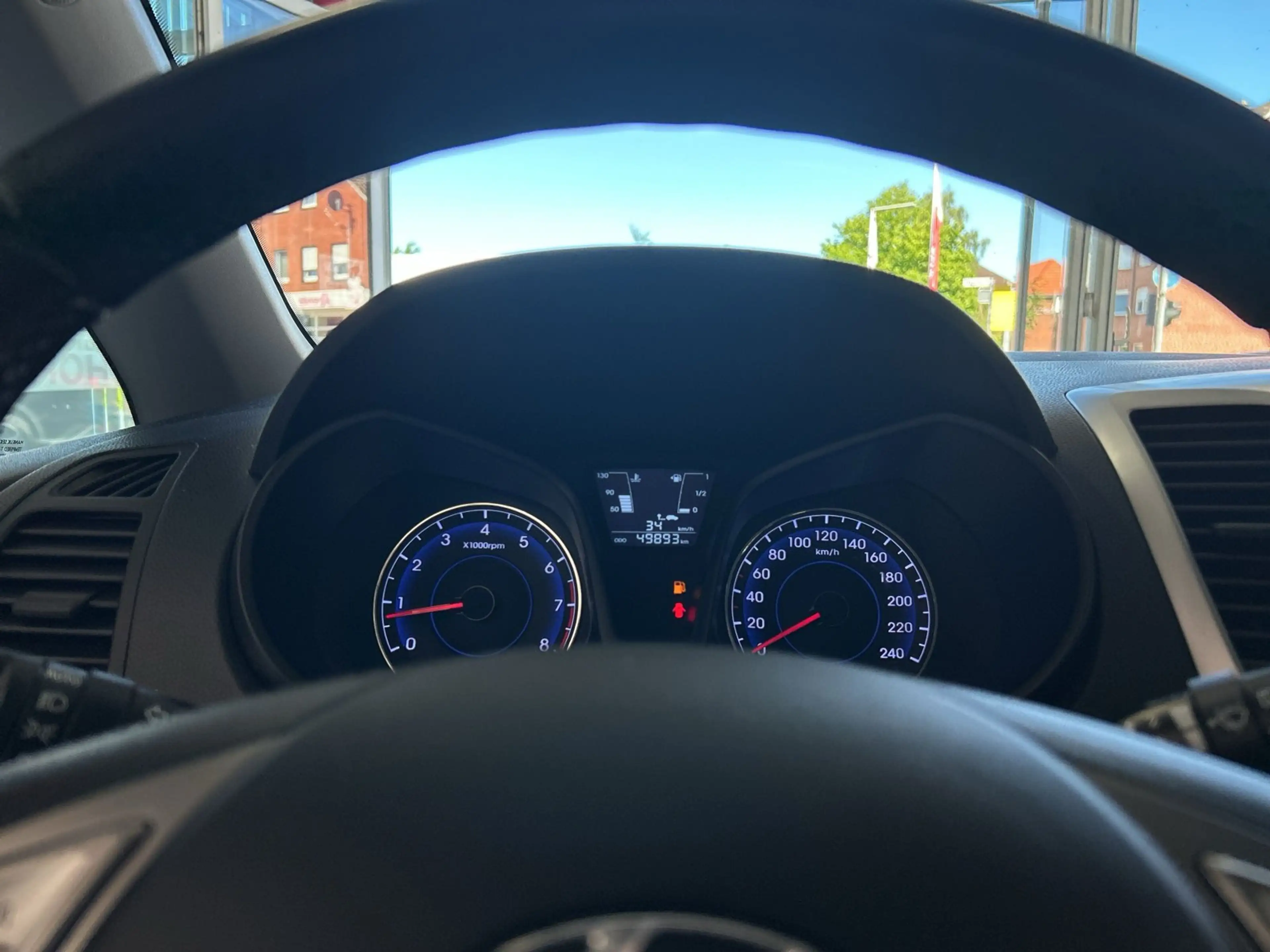 Hyundai iX20 FIFA world Cup Edition — photo 13