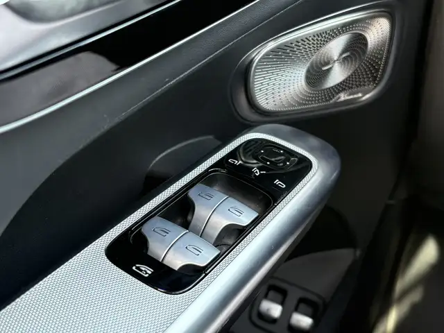 Mercedes-Benz GLC view 24