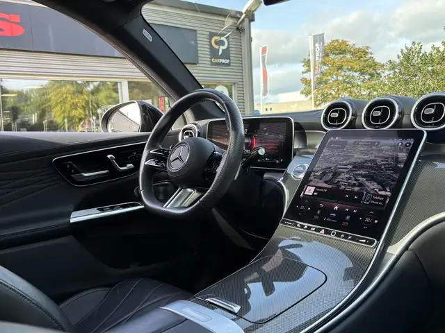 Mercedes-Benz GLC view 8