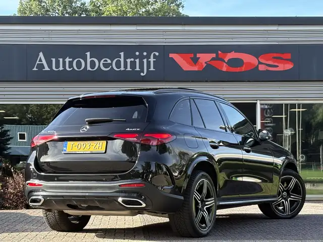 Mercedes-Benz GLC view 9