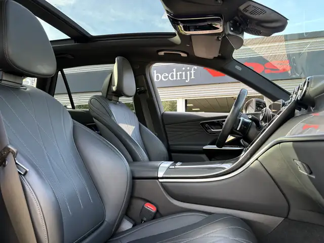 Mercedes-Benz GLC view 10