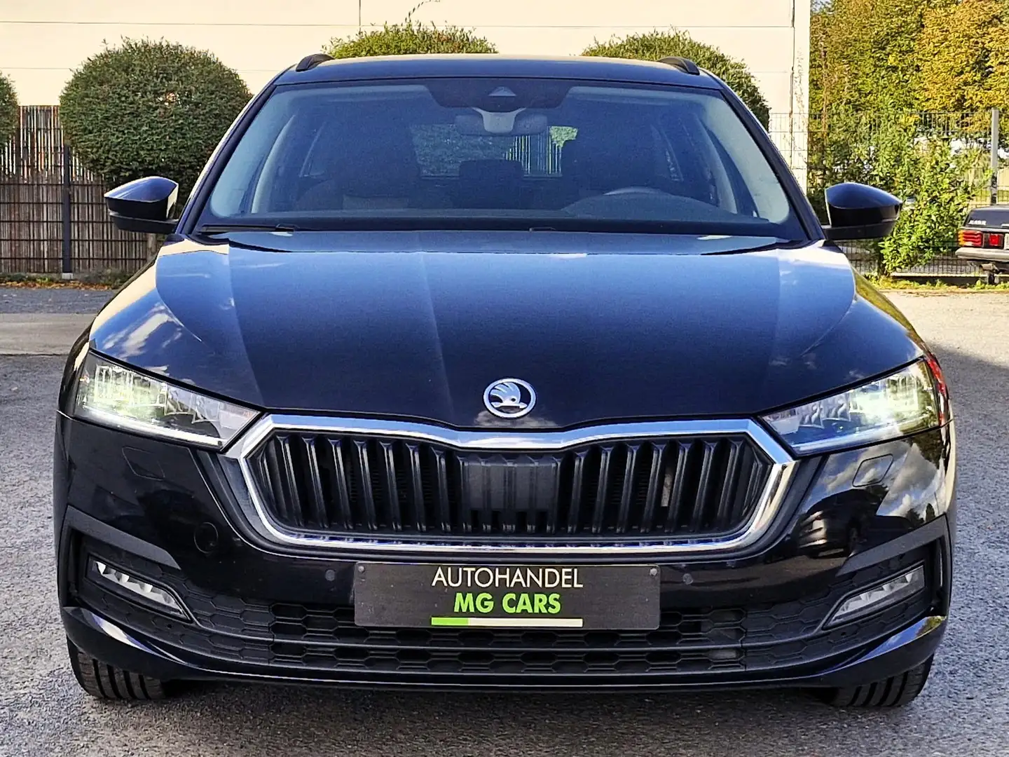 Skoda Octavia 1.0TSI  VIRTUAL COCKPIT APP CONNECT FULL COLOUR Schwarz - 2