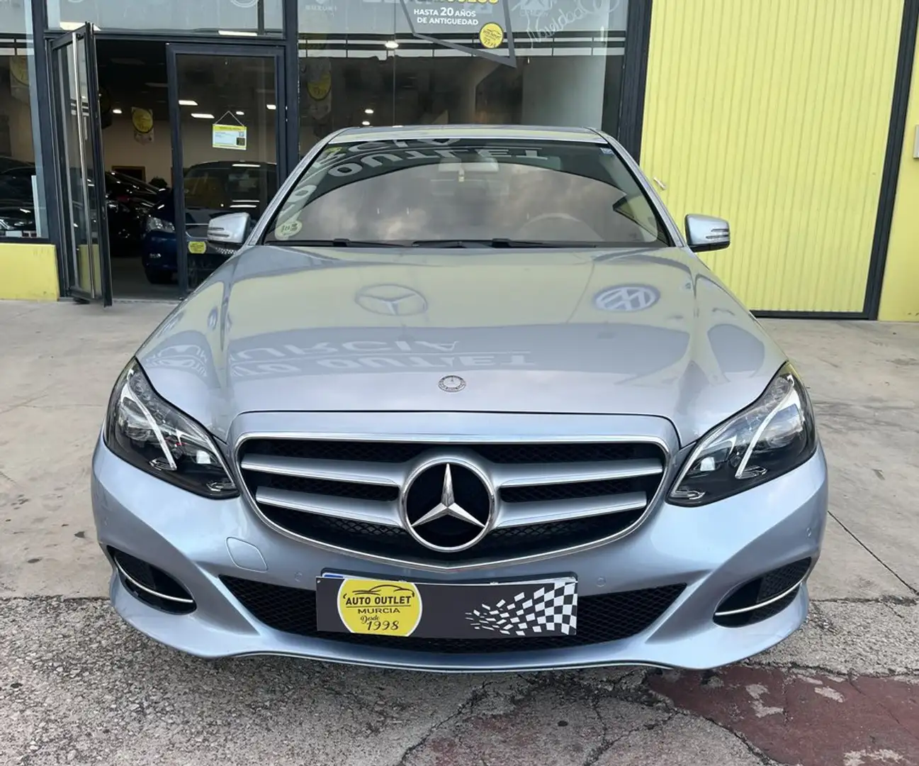 Mercedes-Benz E 220 Estate 220CDI BE Avantgarde 7G Plus Gris - 2