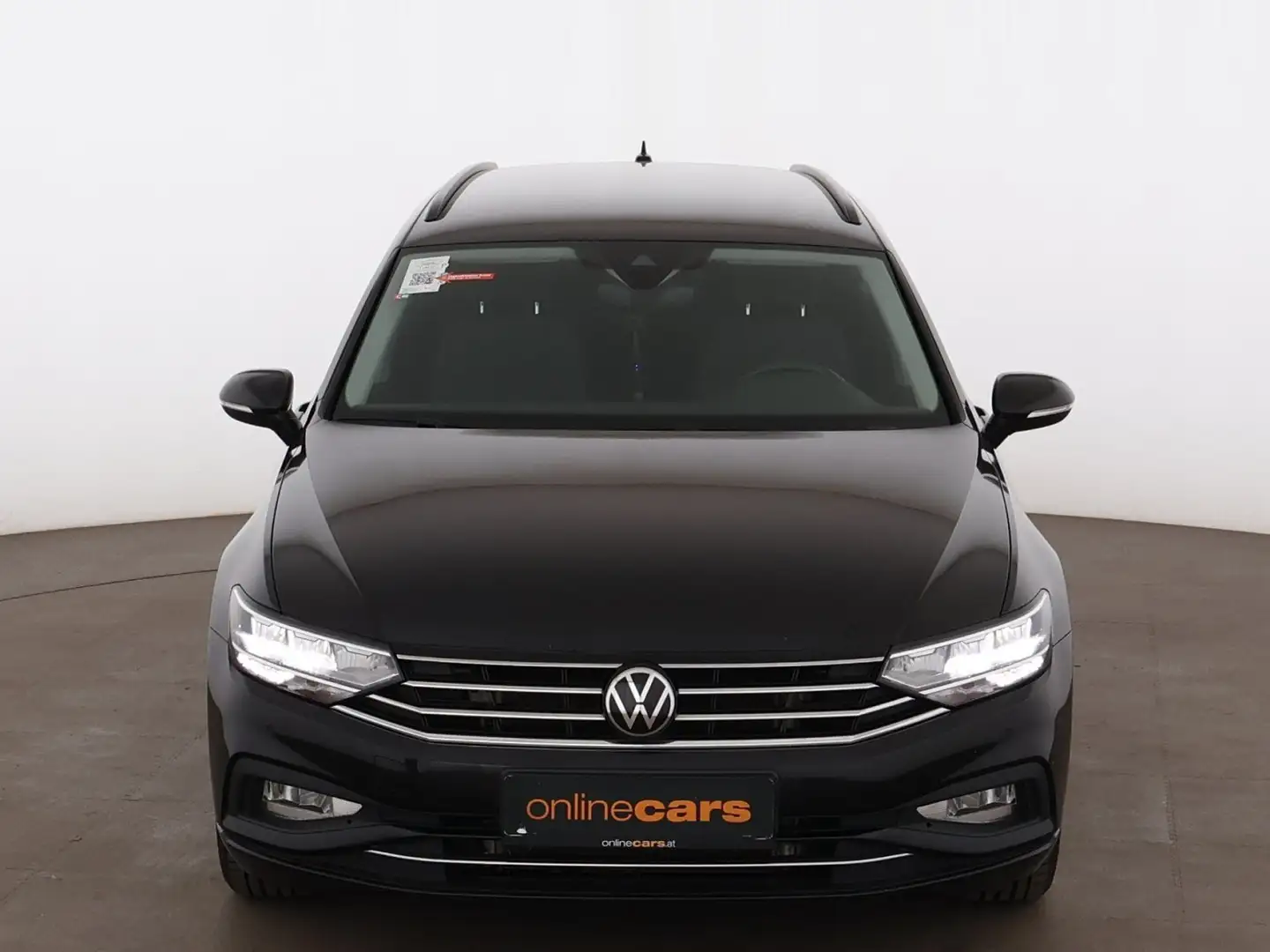 Volkswagen Passat Variant 2.0 TDI Business Aut LED AHK RADAR Schwarz - 2