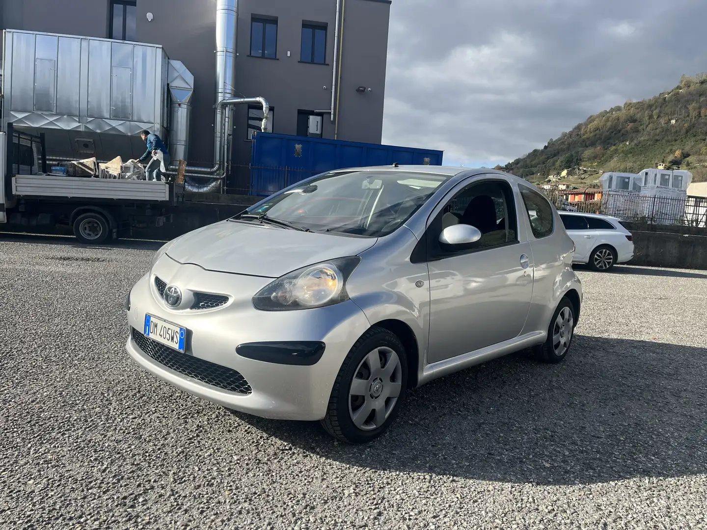 Toyota Aygo 3p 1.0 Sol NEOPATENTATI EURO 4 Argento - 1