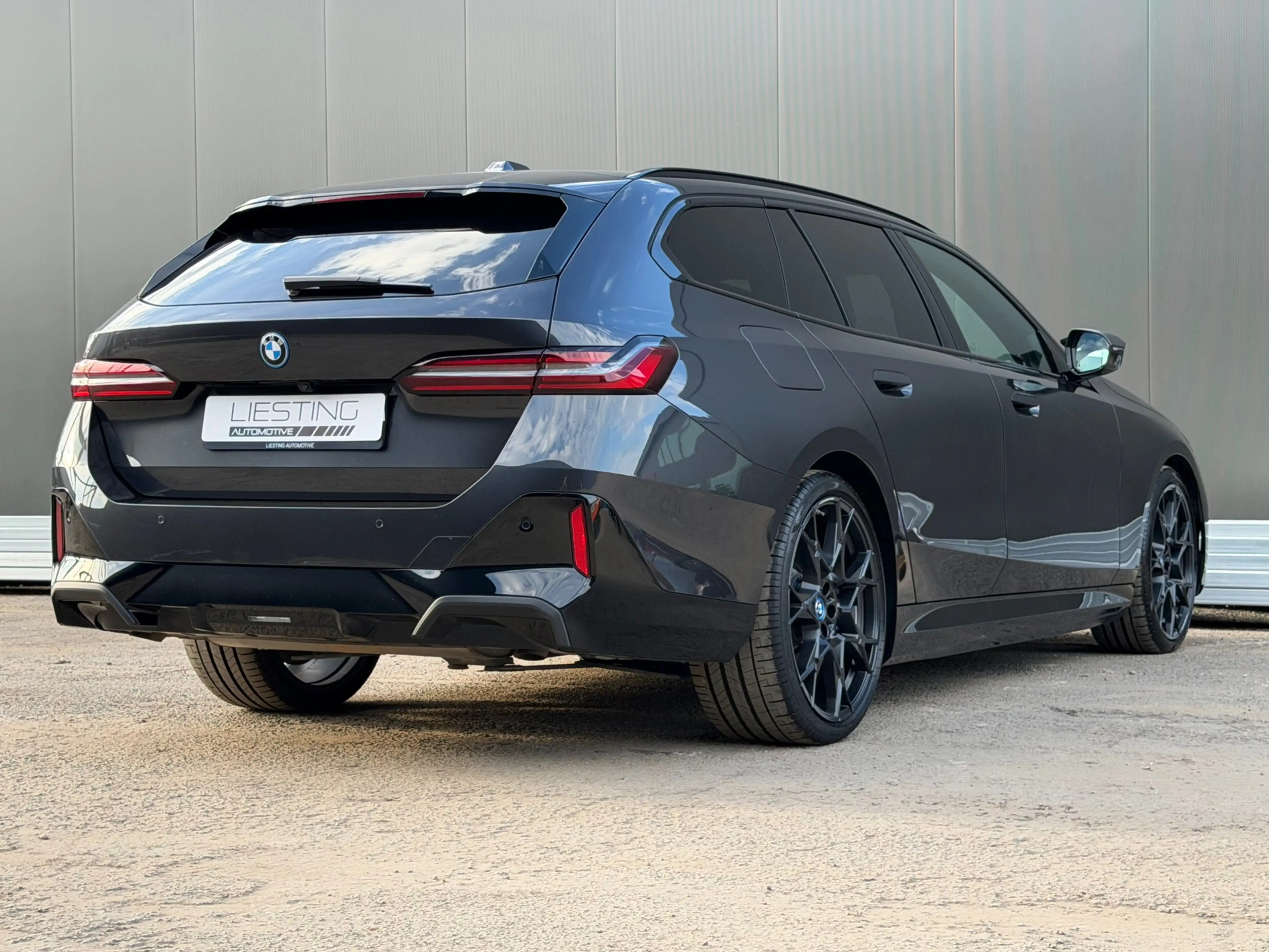 BMW 550 5-serie Touring 550e xDrive M-Sport Pro M-Seats B& — photo 10